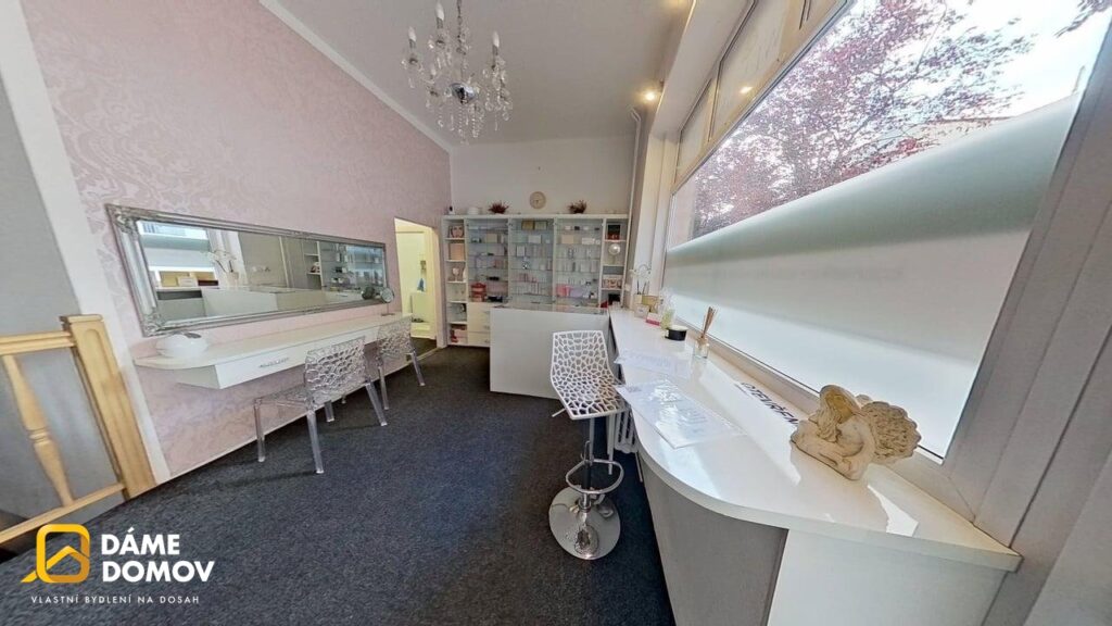Pronájem obchodního prostoru 77 m², Zlín